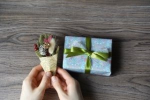 結婚祝いを贈る