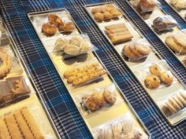 多くの種類の菓子