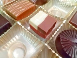 結婚祝いに送るお菓子