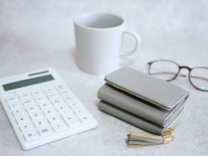 お財布と電卓